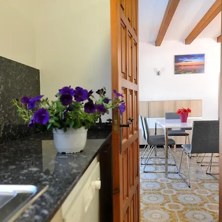 Holiday home Gilberto *